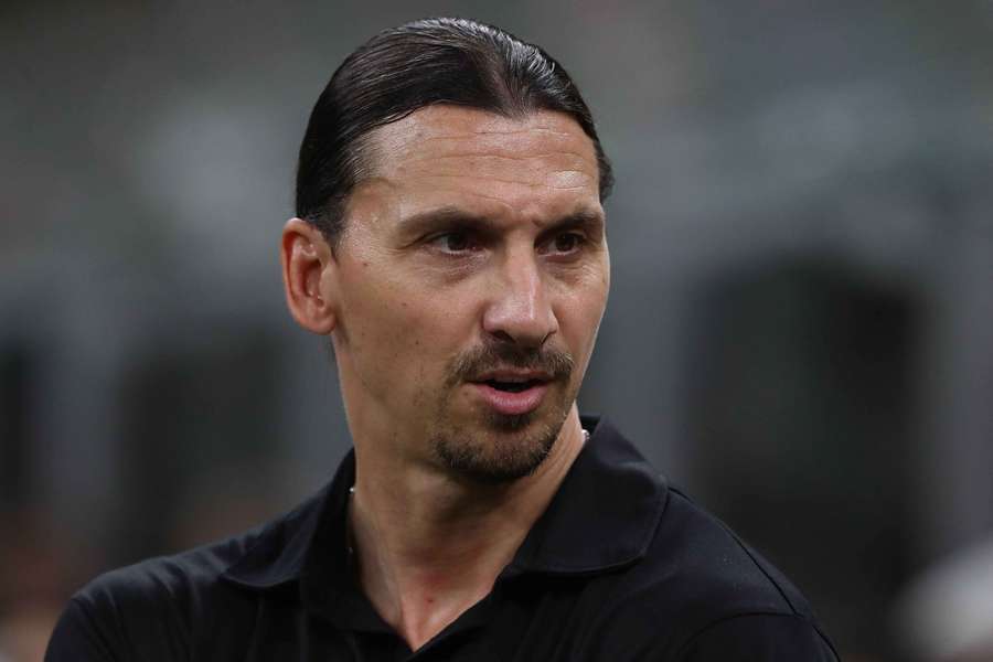 Zlatan Ibrahimovic saiu em defesa de Paulo Fonseca