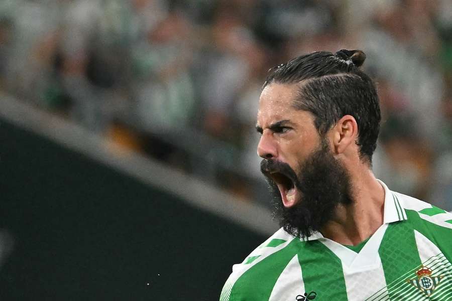 Isco celebra su segundo gol con el Betis Isco celebra su segundo gol con el Betis