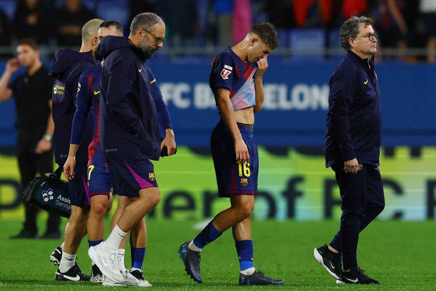 Barcelona midfielder Fermin Lopez limps off at the weekend
