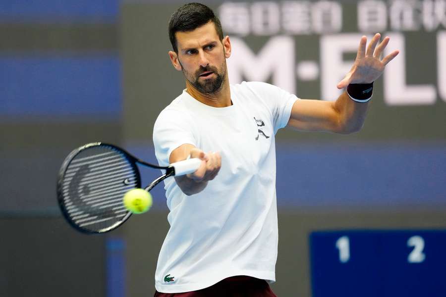 Djokovic practicing in Beijing
