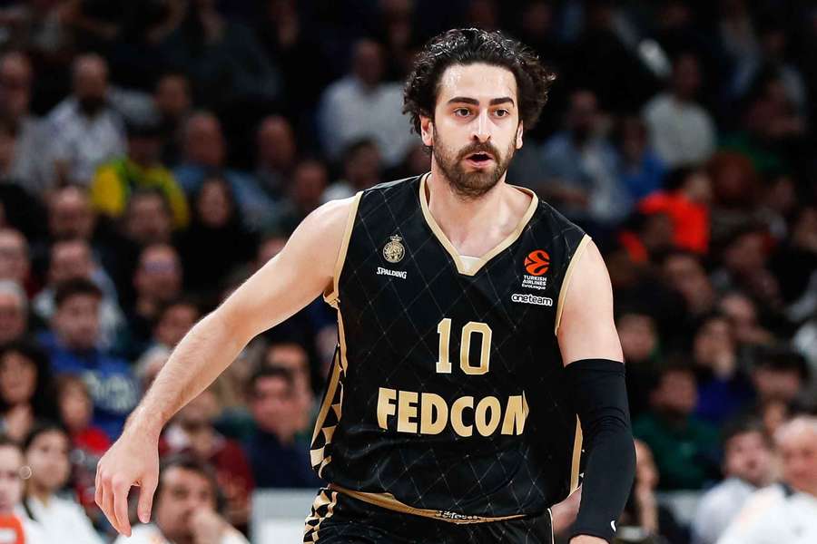 Furkan Korkmaz avec Monaco.