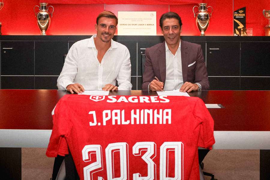 João Palhinha está de volta a Portugal