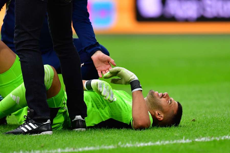 Rulli moet mogelijk drie maanden toekijken met een schouderblessure