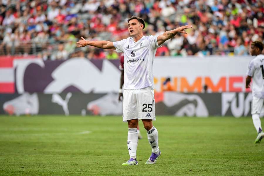Ugarte esteve em destaque frente ao West Ham