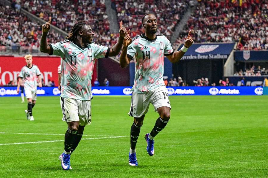 Lukebakio saiu do banco aos 62 minutos e ainda bisou