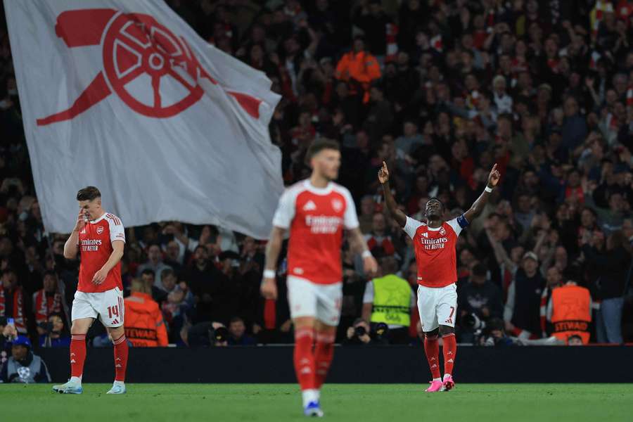 LIVE Arsenal - Burnley LIVE Arsenal - Burnley