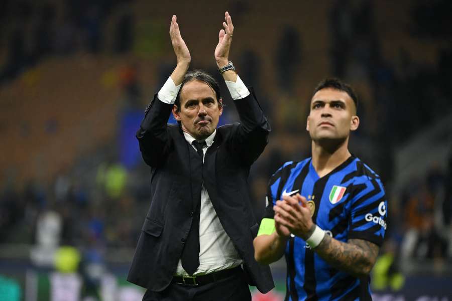 Simone Inzaghi e Lautaro Martinez al termine di Inter-Barcellona