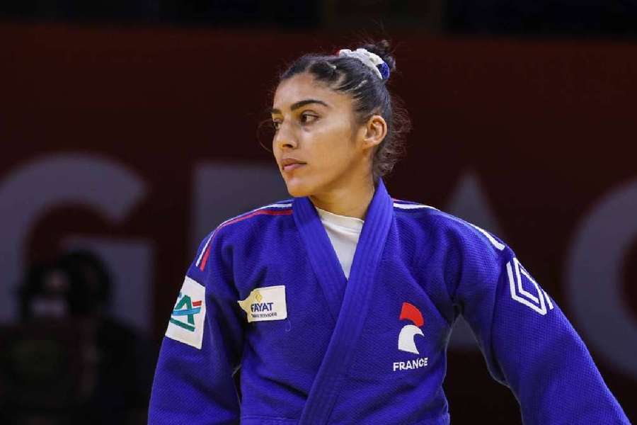 Shirine Boukli sur le podium. Shirine Boukli sur le podium.