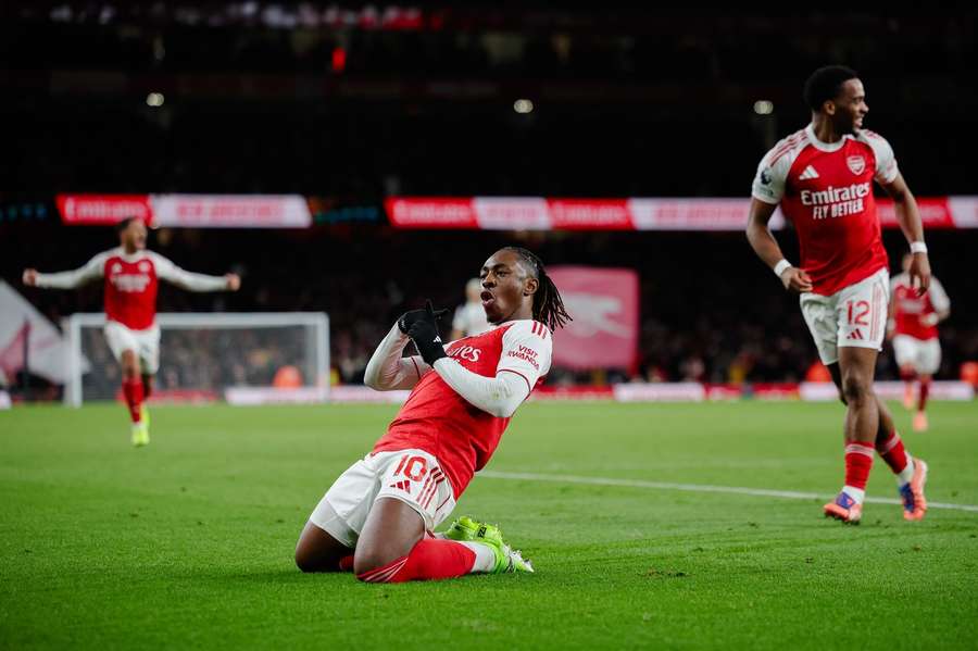 Eberechi Eze vstřelil první hattrick v severolondýnském derby od roku 1978.