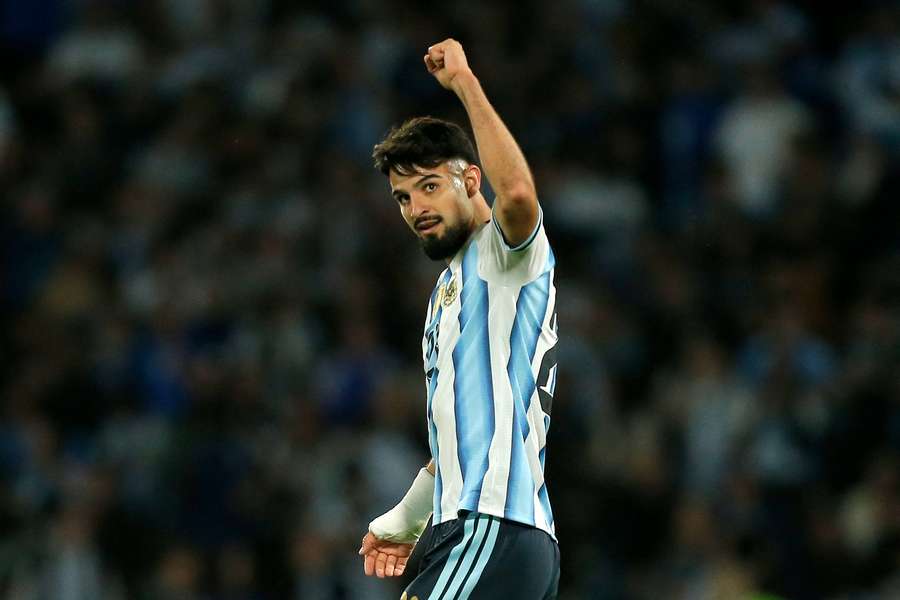 Flaco López fechou a conta em Córdoba Flaco López fechou a conta em Córdoba