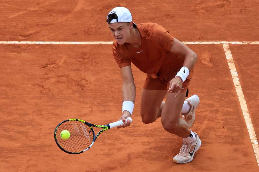 Masters 1000 Monte Carlo : à l'usure, Rune fait plier Sinner et disputera la finale