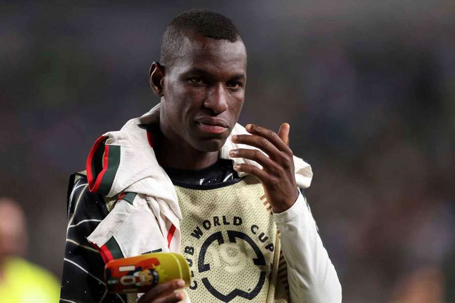 Nicolas Jackson's agent opens up on Bayern rumours: Many speak, but few tell the truth Nicolas Jackson's agent opens up on Bayern rumours: Many speak, but few tell the truth