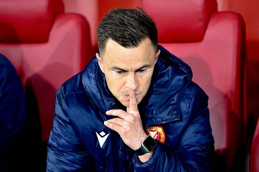 Stolarski mówi, że nie mogą się nad sobą użalać, a Jop chwali piłkarzy mimo remisu w Łodzi Stolarski mówi, że nie mogą się nad sobą użalać, a Jop chwali piłkarzy mimo remisu w Łodzi