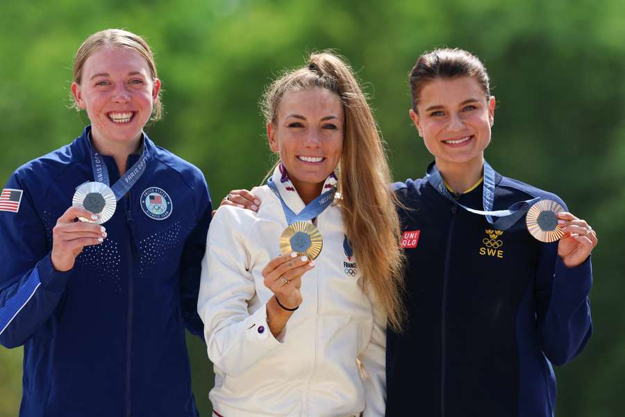 Pauline Ferrand-Prévot won in eigen land goud op het onderdeel mountainbike