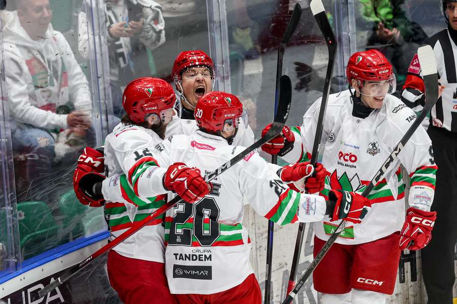 Zagłębie kończy rok na pozycji lidera. Zwycięstwo GKS Tychy i wygrana Unii w Bytomiu