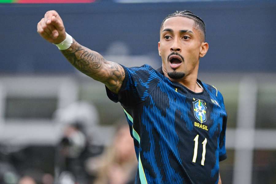 Raphinha jogou apenas meio tempo contra a França Raphinha jogou apenas meio tempo contra a França