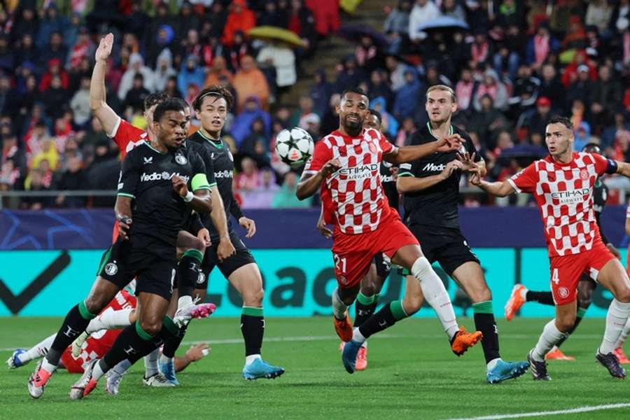 Yangel durante el Girona-Feyenoord