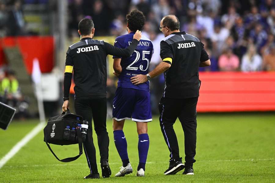 Delaney lesionou-se ao serviço do Anderlecht