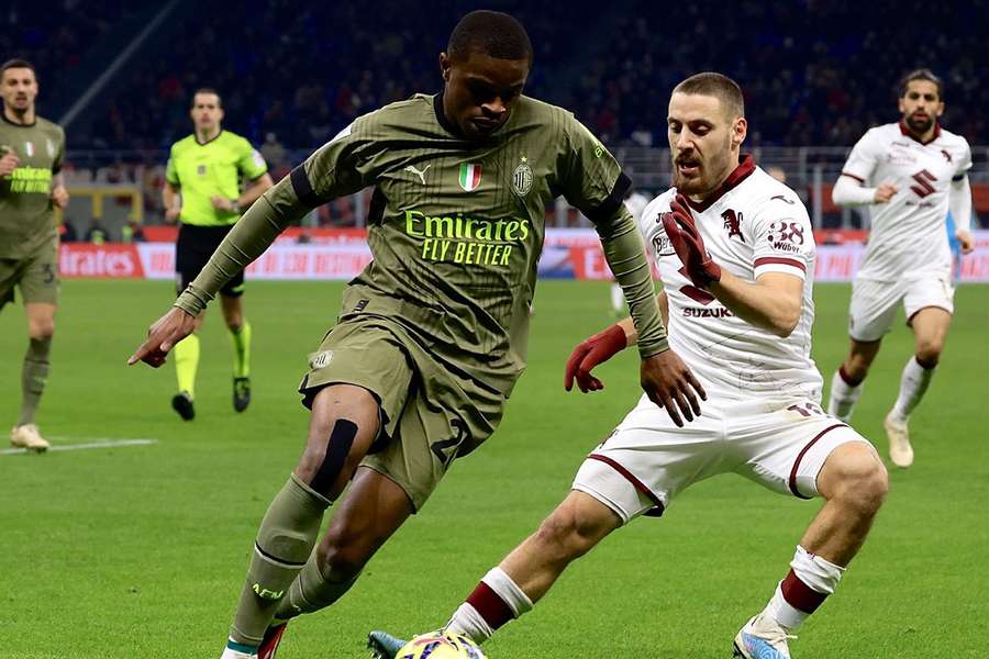 Milan e Inter vão defrontar-se nas meias-finais da Liga dos Campeões
