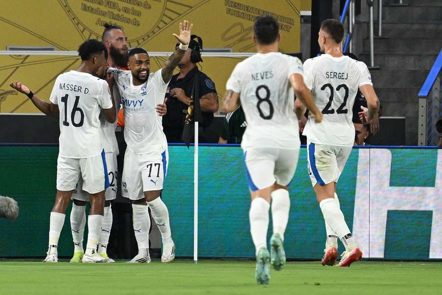 Al Hilal célébrant l'ouverture du score.
