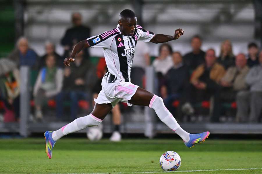 Kolo Muani contra o Veneza no final de maio.