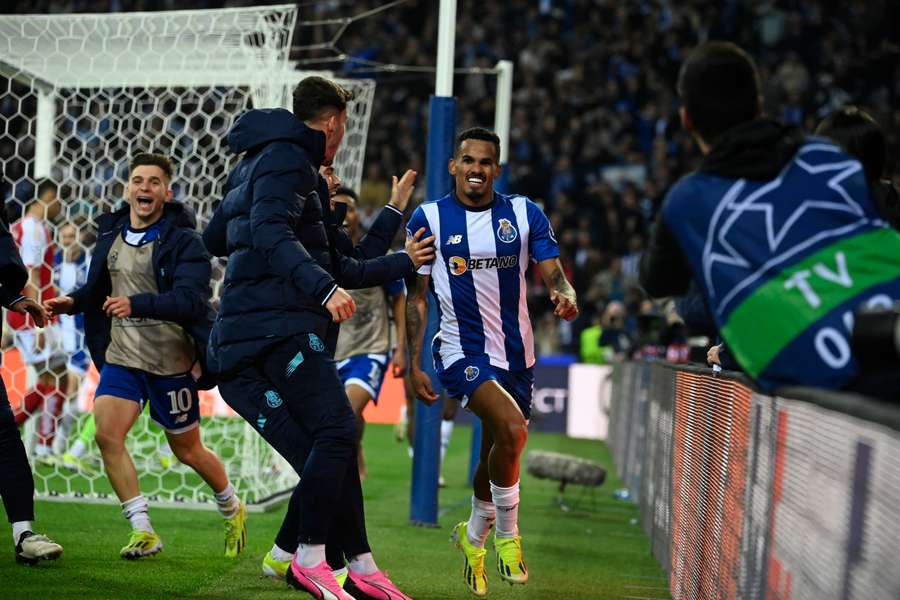 Mit einem traumhaften Schlenzer sorgte Galeno für die Entscheidung zugunsten von Porto.