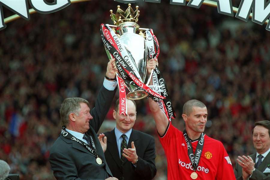 Keane says Alex Ferguson is “hanging on like a bad smell” at Man Utd in savage comment