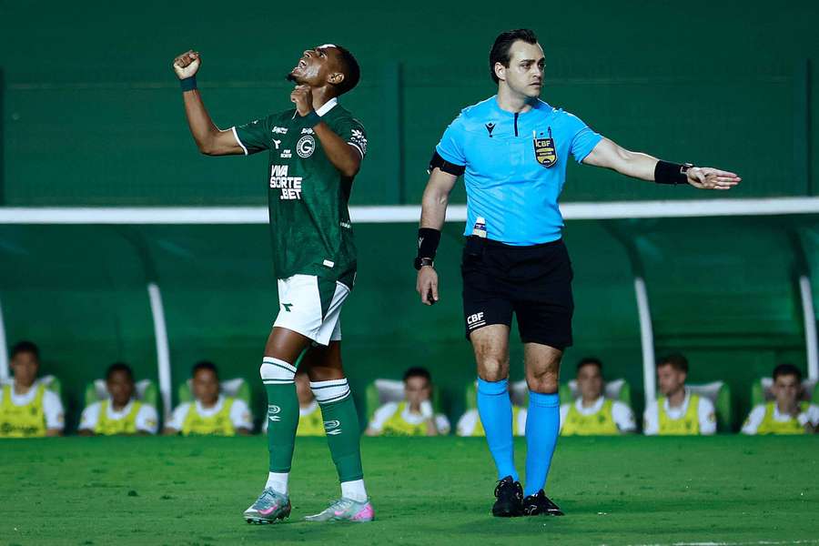 Goiás se reabilitou após revés em clássico