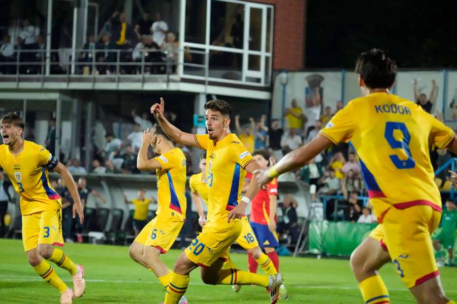 România U19 ajunge în semifinale la Euro