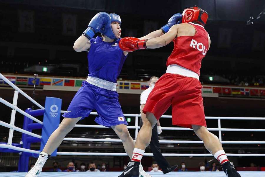 Mihaela Bădescu şi Claudia Nechita, învinse în primul tur la Mondialele de la Nis