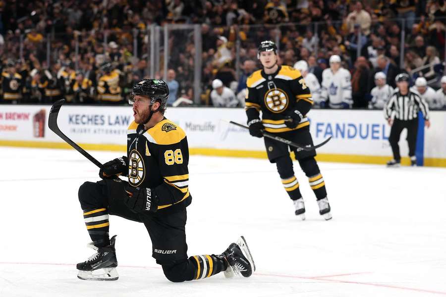 Pastrňák pomohl Bostonu ukončit nelichotivou sérii 10 porážek.