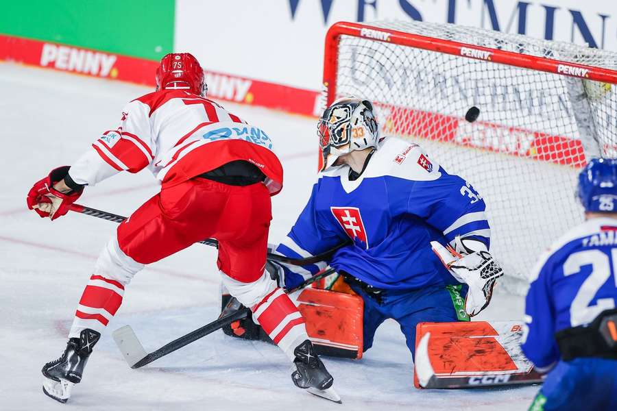 Det danske ishockeylandshold fik revanche mod Slovakiet i overtiden