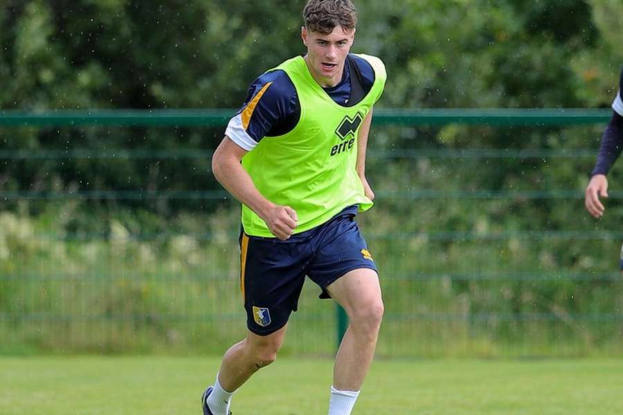 DONE DEAL: Mansfield sign Nottingham Forest striker Gardner