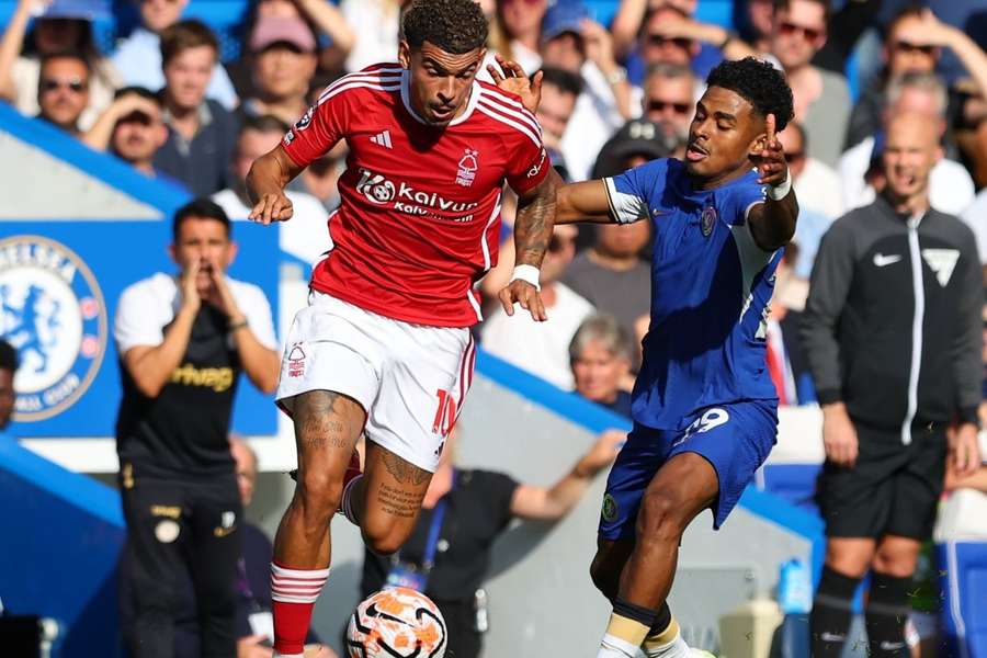 Gibbs-White seen balancing on crutches Forest suffer injury scare