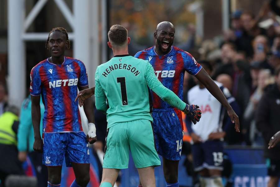 O Crystal Palace venceu a primeira na Premier League após 9 rodadas