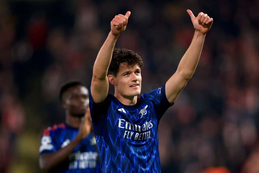 Médio do Arsenal Norgaard, foi titular Médio do Arsenal Norgaard, foi titular