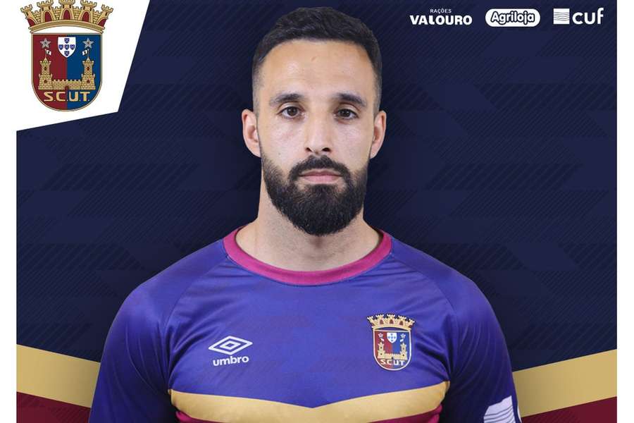 Costinha oficializado pelo Torreense
