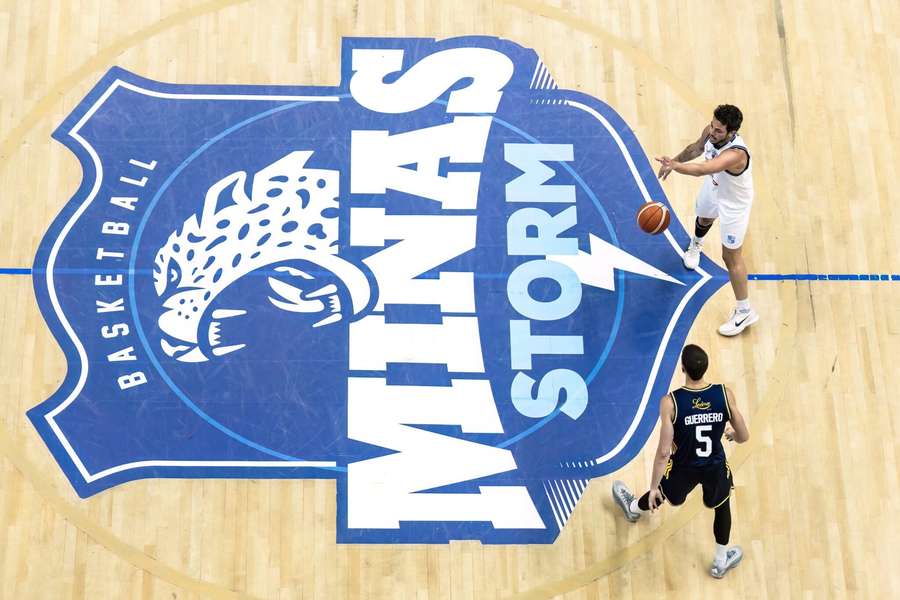 Minas não conseguiu se impor no quarto final e foi derrotado em casa pelos argentinos