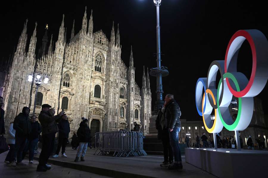 Il simbolo Olimpico al Duomo di Milano
