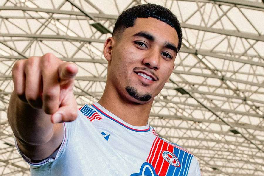 Crystal Palace have signed Israel winger Anan Khalaili