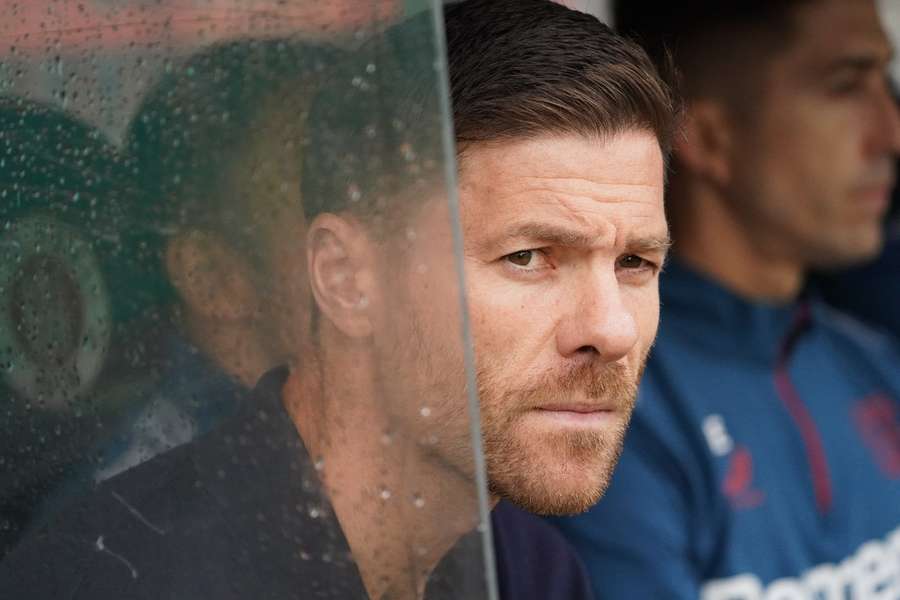 Xabi Alonso está destinado a coisas maiores, acredita Xhaka. Xabi Alonso está destinado a coisas maiores, acredita Xhaka.