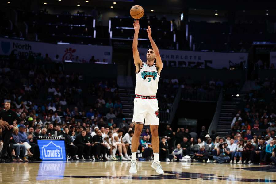 Santi Aldama y su nuevo contratazo con Memphis Grizzlies