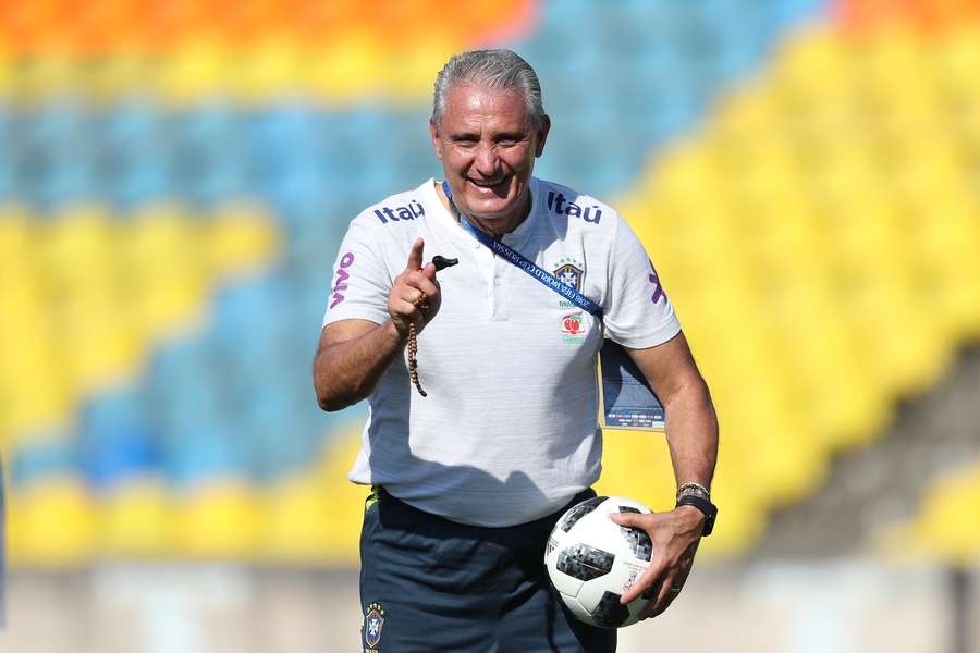 Tite está live no mercado