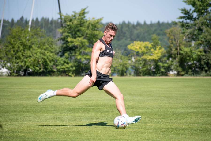 Viktor Gyökeres já treina para a nova temporada Viktor Gyökeres já treina para a nova temporada