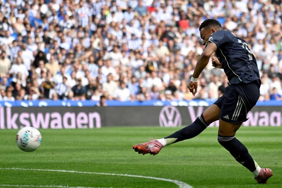 Mbappé, antes de marcar ante la Real Sociedad