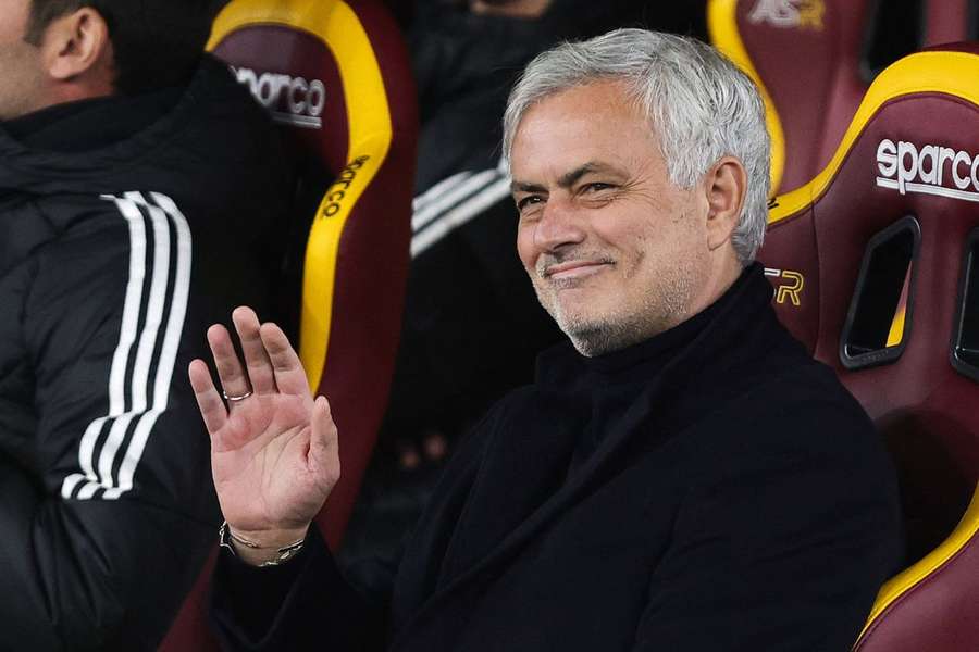 Jose Mourinho został zwolniony z funkcji trenera Romy dokładnie miesiąc temu