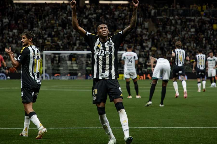 Patrick fez seu primeiro gol como profissional
