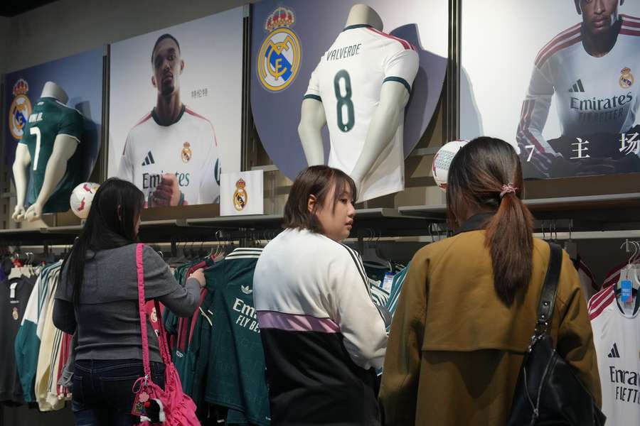 Relația cu China, greu de reparat pentru Mbappé, Real Madrid și La Liga Relația cu China, greu de reparat pentru Mbappé, Real Madrid și La Liga