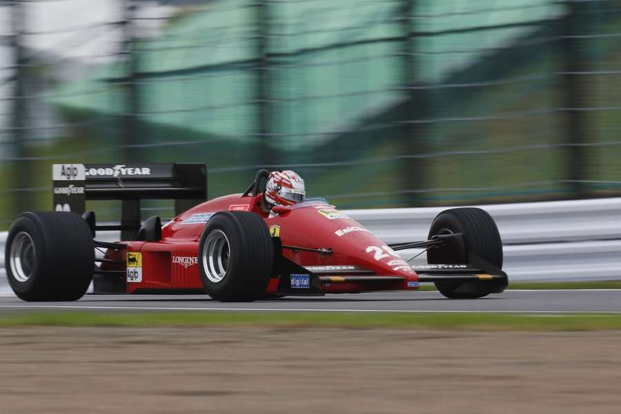 Gerhard Berger gewann im Ferrari F1/87 den ersten Großen Preis von Japan 1987.