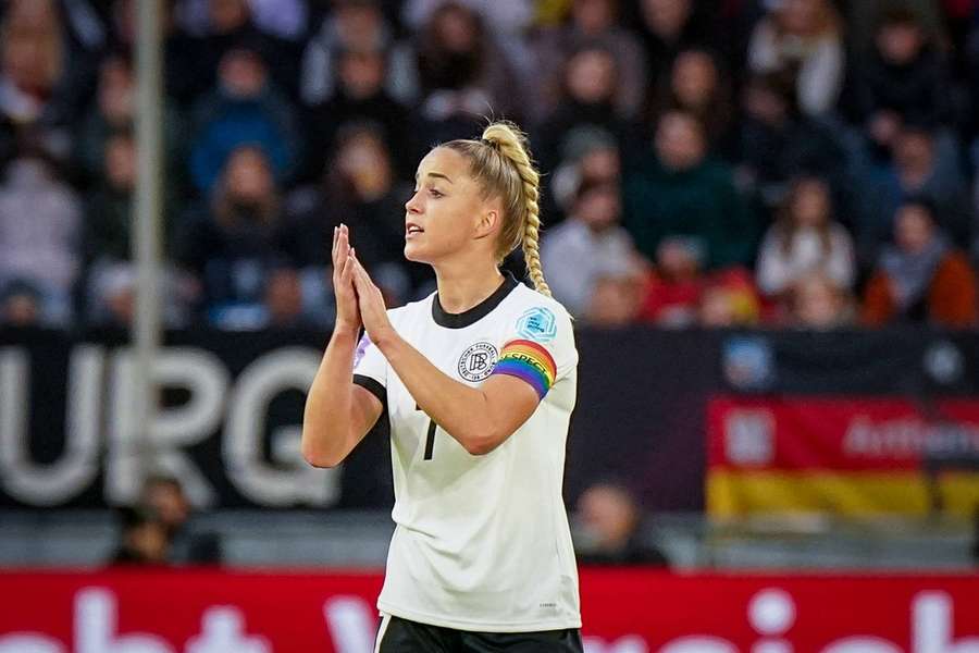 DFB-Kapitänin Gwinn DFB-Kapitänin Gwinn